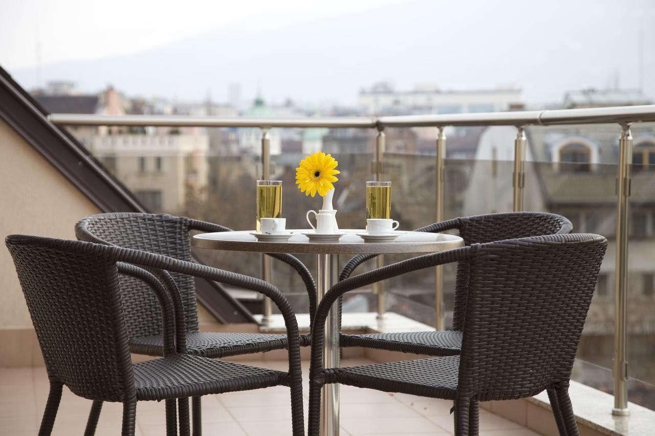 Favorit Hotel Sofia Esterno foto